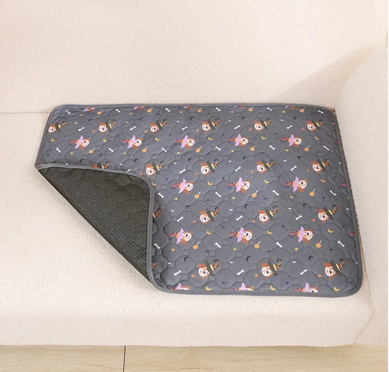 Reusable Waterproof Dog Pee Pad – Washable, Non-Slip & Eco-Friendly
