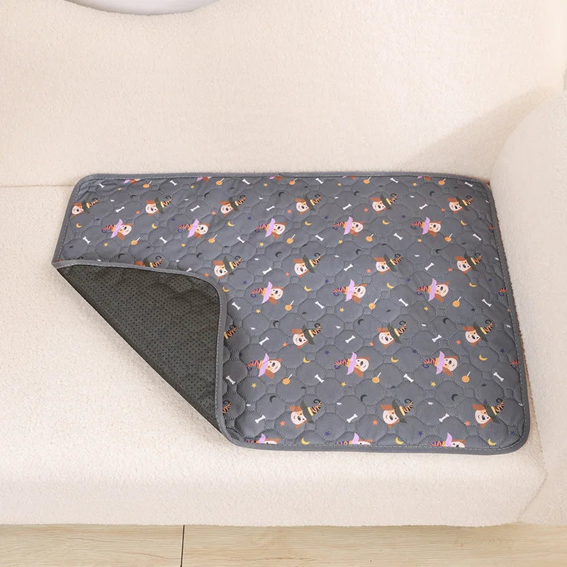 Reusable Waterproof Dog Pee Pad – Washable, Non-Slip & Eco-Friendly