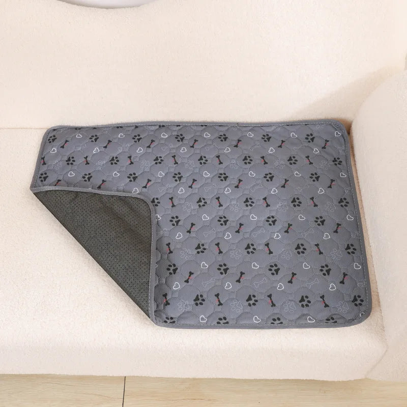 Reusable Waterproof Dog Pee Pad – Washable, Non-Slip & Eco-Friendly