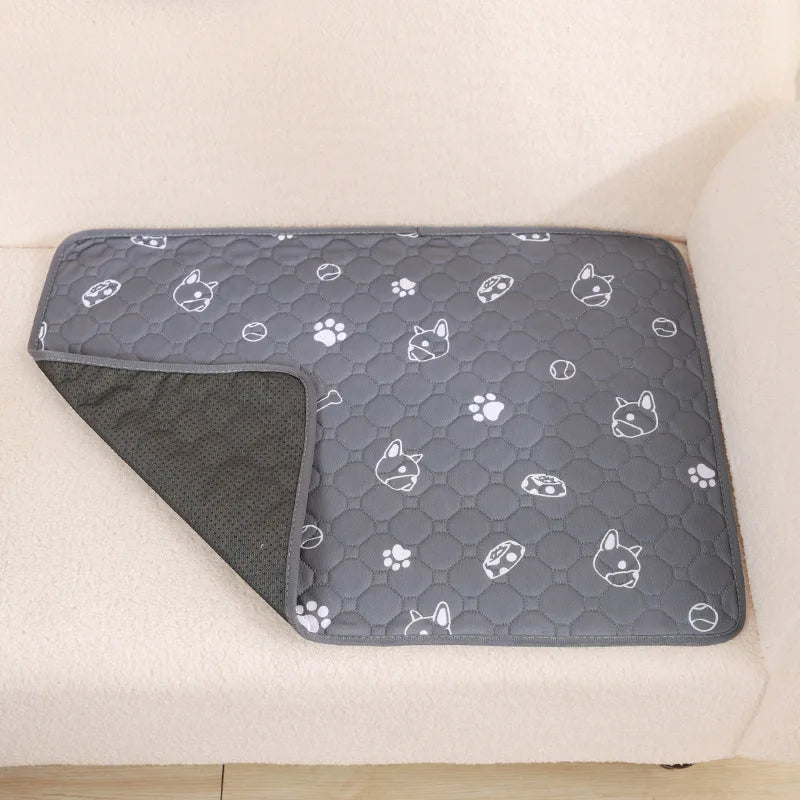 Reusable Waterproof Dog Pee Pad – Washable, Non-Slip & Eco-Friendly